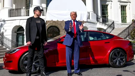 Tesla se prăbușește, Musk se retrage din guvernul Trump: planul de salvare începe în mai