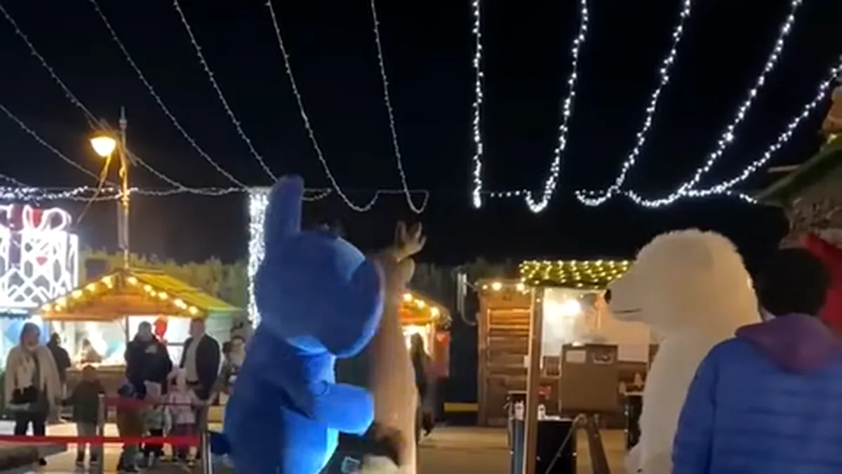 Derapaj scandalos la Târgul de Crăciun din Constanţa. Gesturi obscene în fața copiilor (VIDEO)