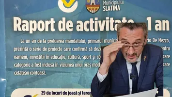 Un primar a tipărit zeci de mii de pliante în care îşi promoveze „realizările“ din ultimul an. Totul, pe cheltuiala cetăţenilor