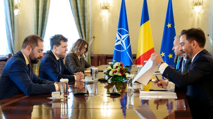 Nicușor Dan, discuții despre prețurile la combustibili cu șefii OMV Petrom. România importă 80% din țiței