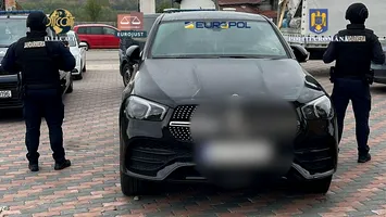 Un consilier județean, ridicat de mascați pentru implicare într-o rețea internațională de trafic de droguri (VIDEO)