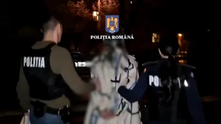 Femeie reținută după ce a incendiat o mașină la întâmplare în București: răzbunare eșuată după concediere