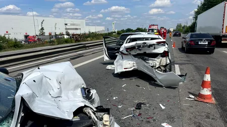 Accident în lanț, pe Autostrada A1, la intrarea în București. Cinci mașini implicate FOTO