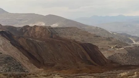 Nouă mineri turci dispăruți după o alunecare de teren cu cianură VIDEO