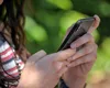 „Drogul” din telefonul tău: cum îți schimbă TikTok creierul fără să-ți dai seama