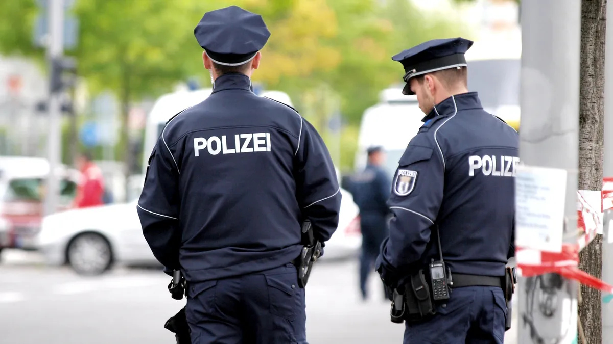 „Atac” bizar în Germania: un român și-a furat propria mașină