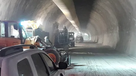 Ultima sută de metri! Primul tunel la nivel de autostradă a intrat în linie dreaptă (VIDEO)