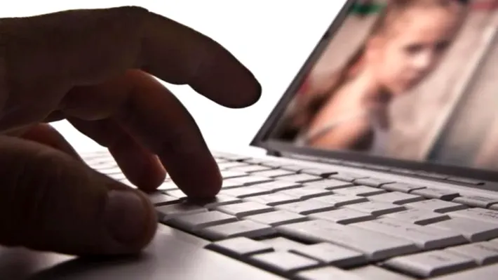 Scandal de proporții. Bărbat reținut de DIICOT pentru mii de materiale pornografice cu minori