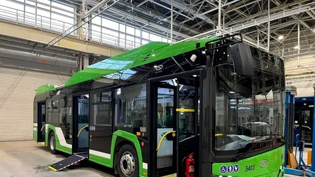 Modernizare în transportul public din București: Primele 15 troleibuze Solaris, gata să debuteze pe străzi, în ianuarie 2024