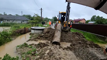 16 județe, afectate de vremea rea. Pompierii au intervenit în peste 60 de localități