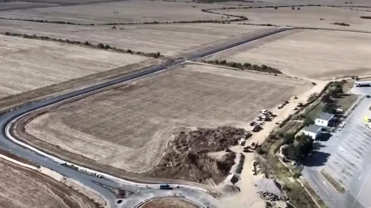 Drumul care leagă Cernica de Autostrada Soarelui a trecut de jumătate. Ce urmează pe șantier