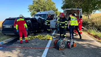 Drum naţional blocat după un accident cumplit. A fost activat Planul Roşu (VIDEO)
