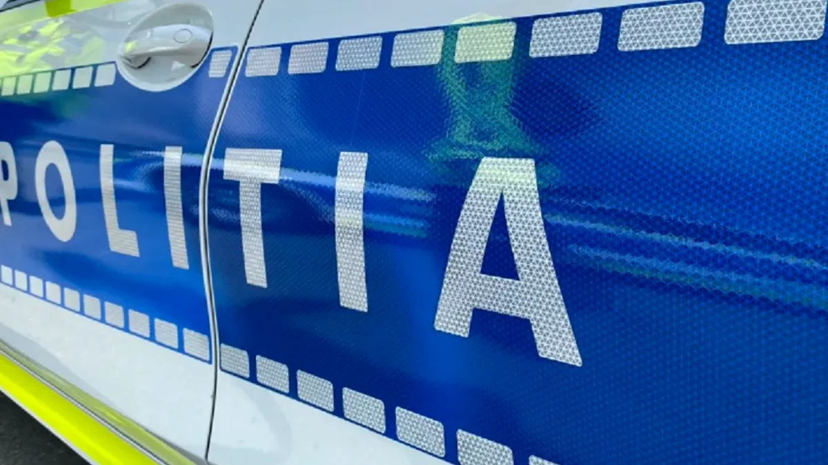 Au spart un magazin, au furat și au sunat la 112 să anunțe evenimentul
