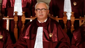 Fostul președinte al CCR, Augustin Zegrean, după decizia Curții de Apel Ploiești. În ce situație pot fi anulate alegerile din mai