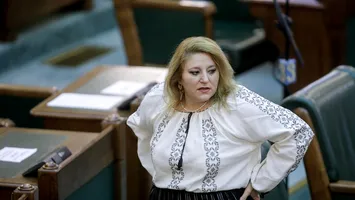 Proiect de lege anti-Șoșoacă: interzicerea accesului în Parlament