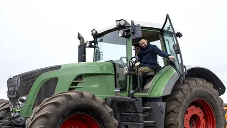 Vouchere de până la 44.000 euro pentru fermieri, prin programul 