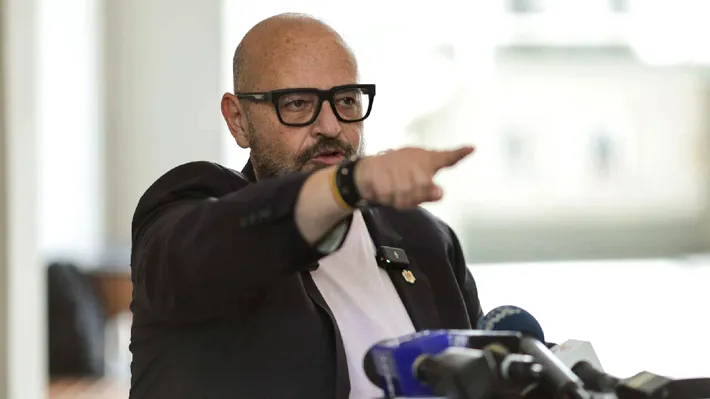 Piedone îl critică pe Ciucu după ședința CGMB: ”Cipriane, revino-ți!”