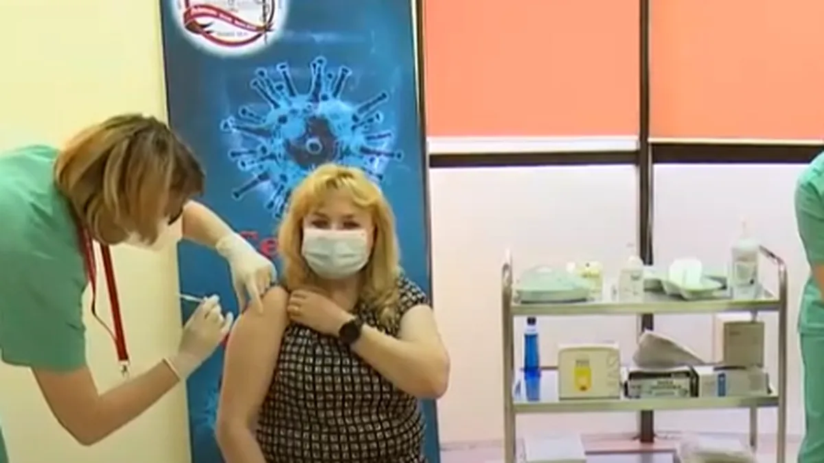 Dragu şi Orban s-au vaccinat anti-coronavirus