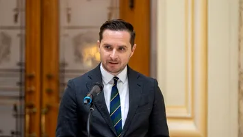 Ce salariu încasează primarul general interimar al Bucureștiului. Stelian Bujduveanu a dezvăluit suma