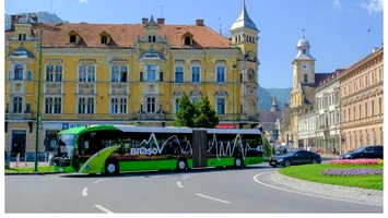 Zeci de percheziții în Brașov într-un dosar de furt calificat: vizați, angajați ai Regiei de Transport Public