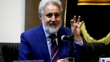 Nicușor Dan l-a rechemat pe ambasadorul Marius-Gabriel Lazurcă din Mexic. Diplomatul, vehiculat pentru șefia SIE