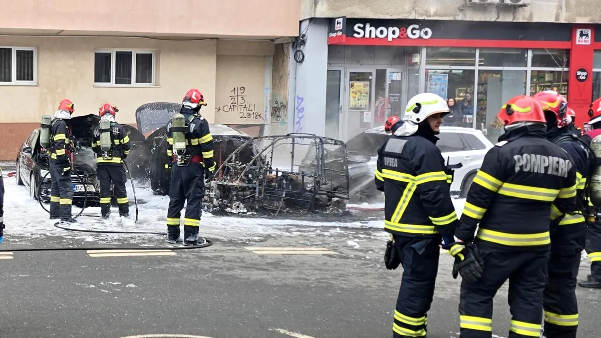Tragedie în București: O femeie a murit arsă de vie într-un Smart electric. Soțul a reușit să se salveze în ultima clipă