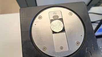 Un muzeu din România își digitalizează colecția numismatică