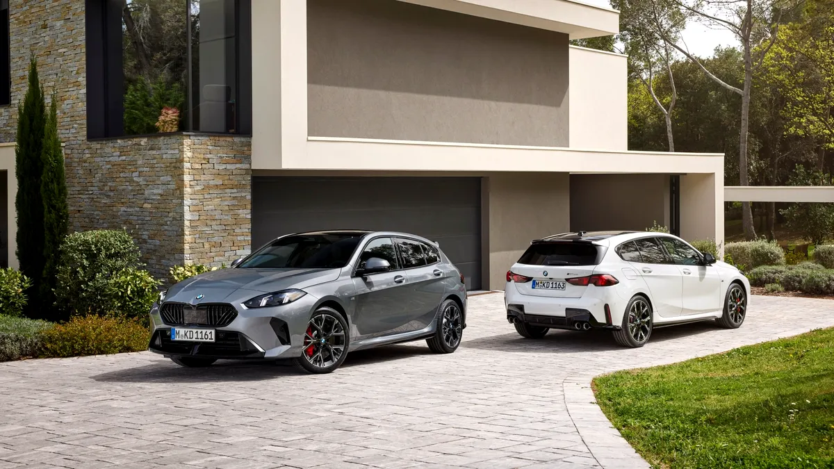 Modelul BMW lider de vânzări în România. Micul automobil a depăşit lejer orice variantă a SUV-ului X5