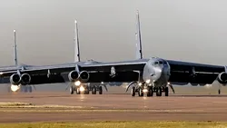 Marea Britanie își intensifică implicarea în conflictul cu Iranul