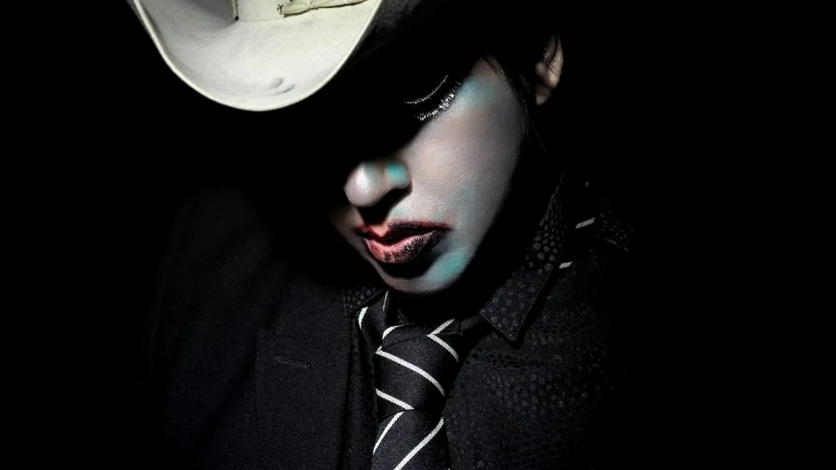 Rockerul american Marilyn Manson a acceptat să se predea poliţiştilor din Los Angeles