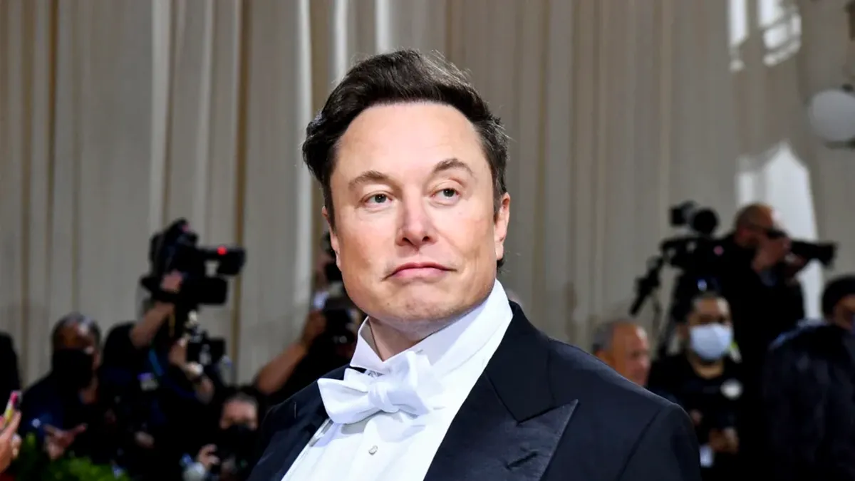 Elon Musk, pus la zid de presă, pentru aroganță, știri false și instigare la ură