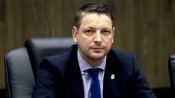 „Ciolacu ar fi trebuit să plece în decembrie, când am pierdut alegerile”, afirmă senatorul PSD Marius Humelnicu