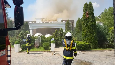 Incendiu la o sală de evenimente din nordul Capitalei! Intervin 11 autospeciale de stingere