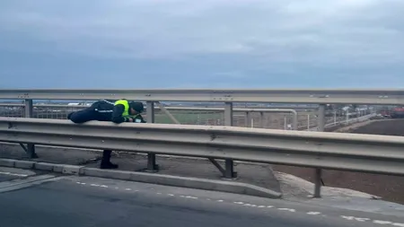 Val de reacții negative asupra unui polițist care a stat la pândă și a luat permisele șoferilor periculoși