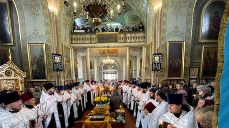 Eroii Ucrainei conduși la cimitir cu flori și lacrimi (FOTO)