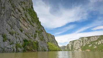 România riscă să plătească aiurea dacă nu abrogă o HG din 2013