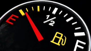 Ce se întâmplă când conduci cu rezervorul aproape gol. Cea mai mare greșeală pe care o fac șoferii