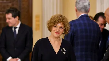 Refuzul care respiră – despre Oana Gheorghiu, Nicușor Dan și frica de aer curat