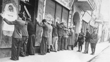 Negarea Holocaustului: De ce este vitală confruntarea cu adevărul istoric în România