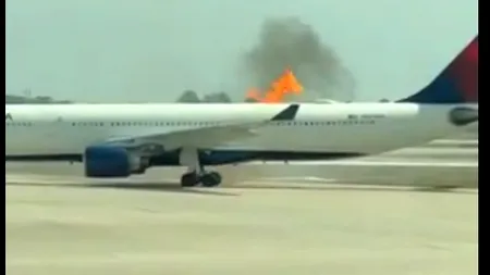 Avion cu aproape 300 de pasageri la bord, cuprins de un incendiu la decolare