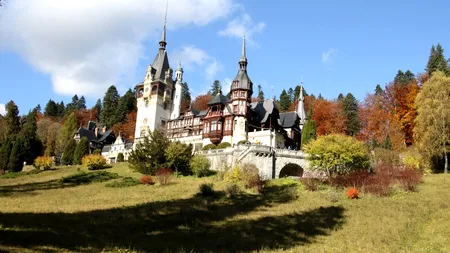Ministerul Culturii licitează pentru salvarea castelelor Peleș și Pelișor