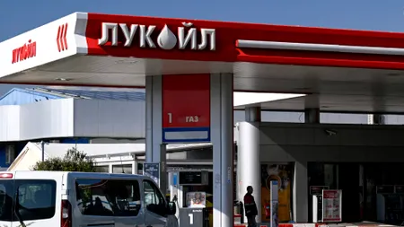Lukoil se retrage de pe piețele internaționale. În România deține o rafinărie și peste 300 de benzinării