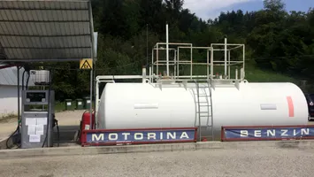 Sancțiuni drastice în noul OUG: Firmele care „umflă” prețul la benzină și motorină riscă amenzi de milioane de lei