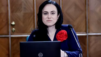 Ministrul Muncii, Simona Bucura-Oprescu, mesaj de 1 Mai: „România merge înainte datorită vouă!”