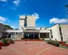 Facultatea din România unde toţi sunt rude: soți și soții, tați și copii. Tablou de familie cu profesori, noră, nepoată, fiu