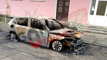 Mașina unui consilier local USR din Gorj, aruncată în aer în miez de noapte ca într-un atac terorist