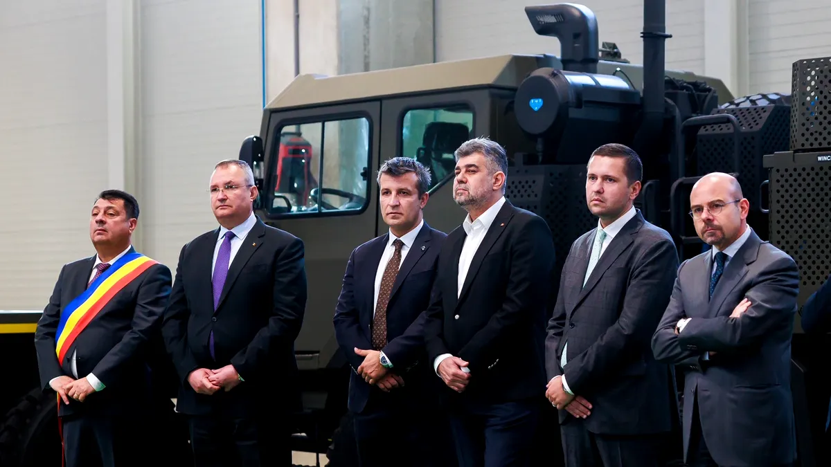 Ciucă și Ciolacu l-au uitat la București pe ministrul Apărării