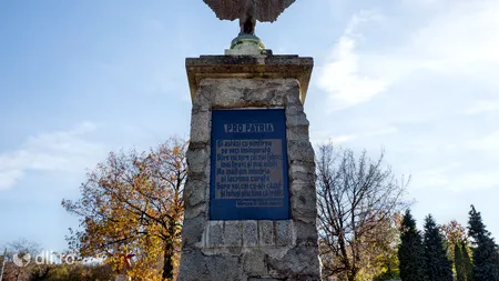 Au furat și vulturul din vârful Monumentului Eroilor