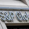 Surse: S&P ar urma să mențină ratingul României în categoria recomandată pentru investiții. Un respiro pentru leu și pentru finanțarea statului, dar nu o ieșire din zona de risc