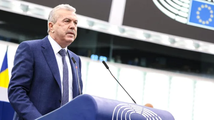 Dan Nica (PSD), discurs dur în Parlamentul European despre criza politică: Bolojan s-a legat cu lanțul de caloriferul din Palatul Victoria